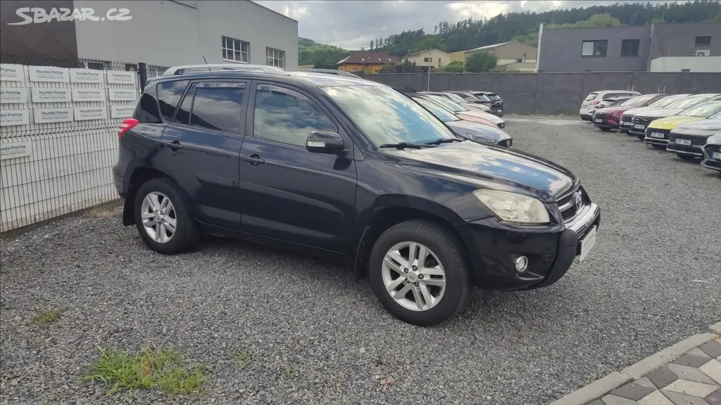 Toyota Rav4, 2,2 D-4D 4x4 SOL PREMIUM - fotka 3