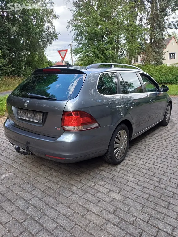 Prodám VW Golf 6 1.4TSI 118kw DSG dovoz z DE - fotka 4