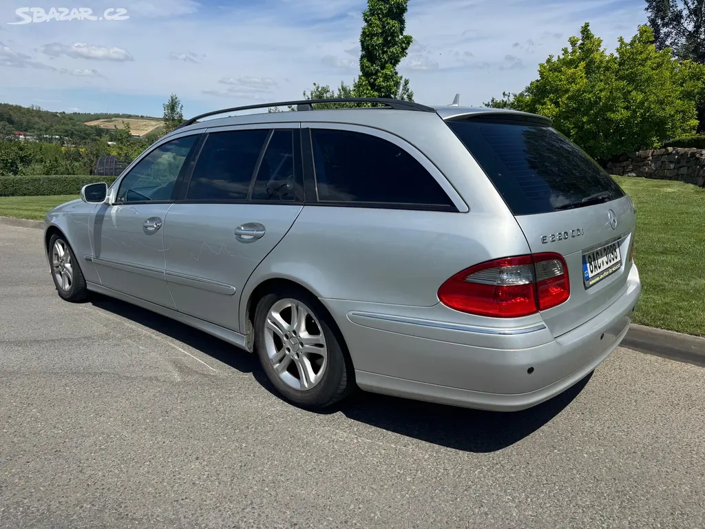 Mercedes-Benz Třídy E, 220 CDi AUT 125KW - fotka 4