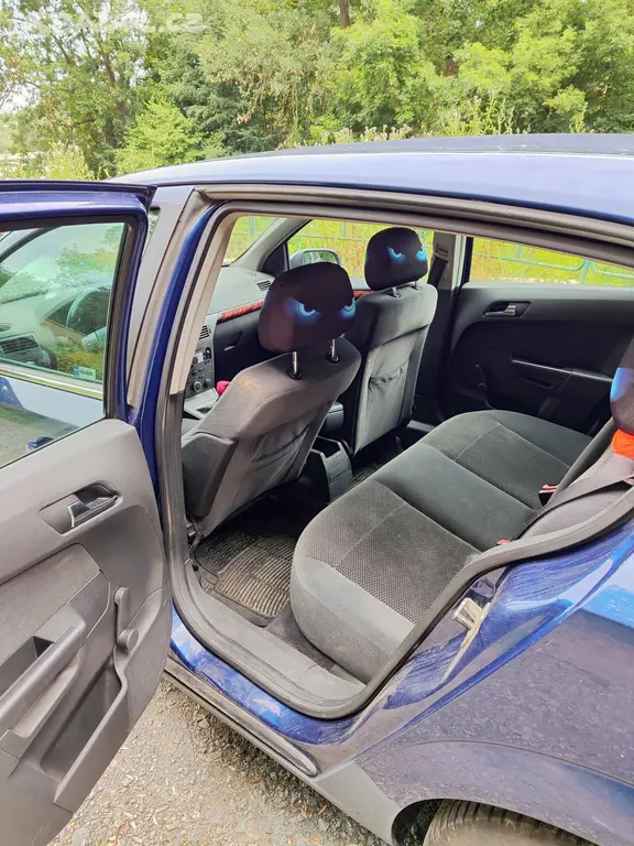 Opel Astra H 1.6 77kw - fotka 3
