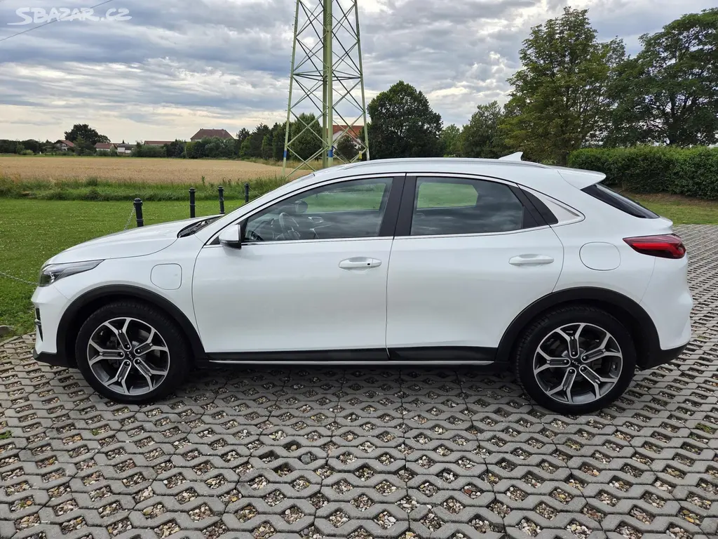 Kia XCee´d, Plug-in-Hybrid, 1.6 GDI, DPH - fotka 4