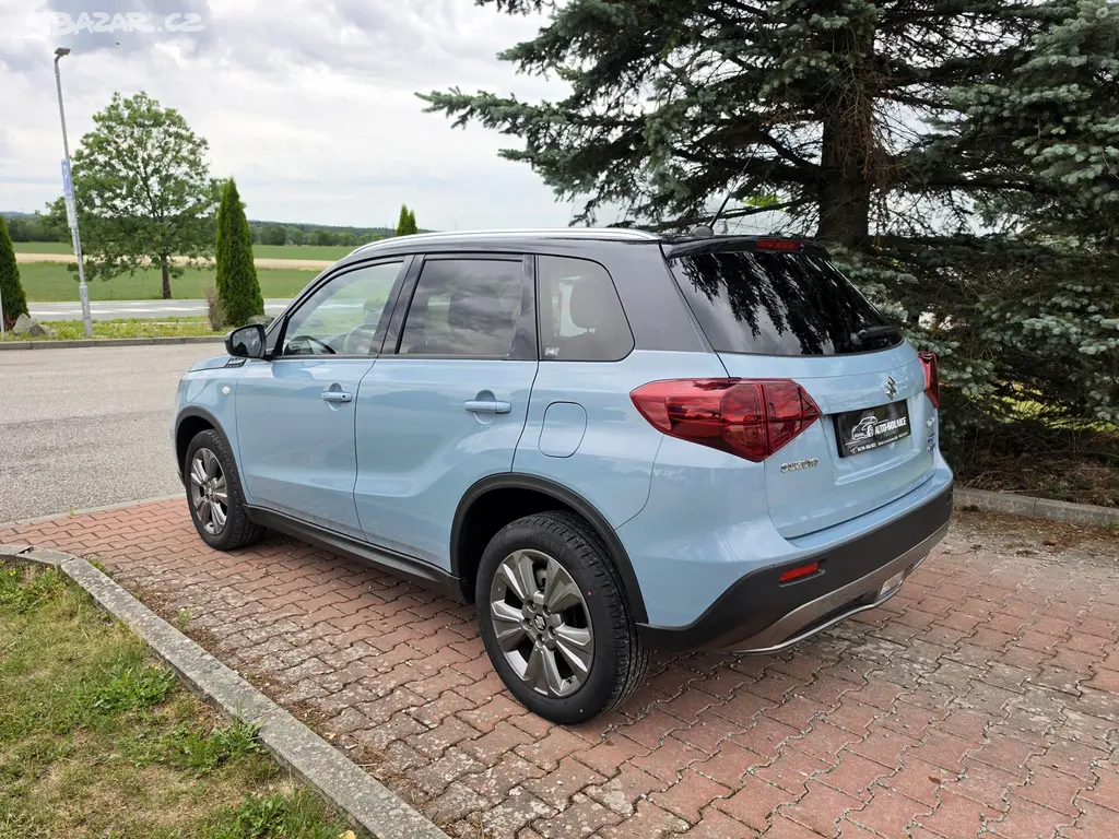 Suzuki Vitara 1.4 Hybrid-4x4-2021-TAŽ-TOP-POUZE 75 - fotka 3