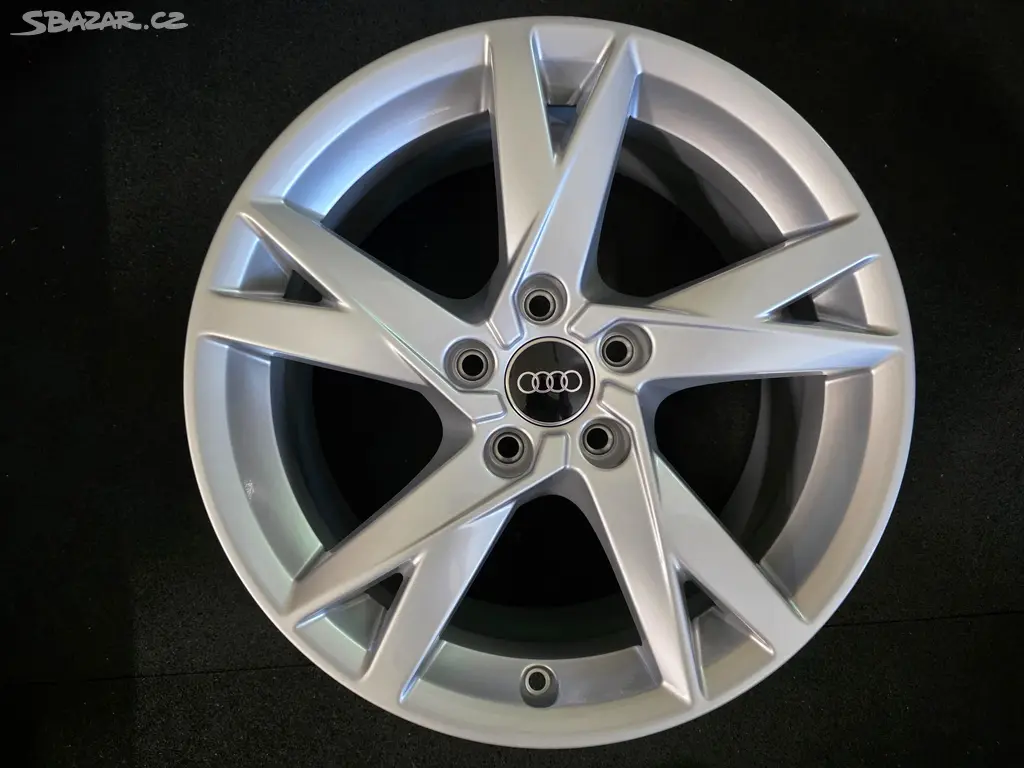 Audi A4 Alu kolo 17 8W0601025K  1 Ks Originál
