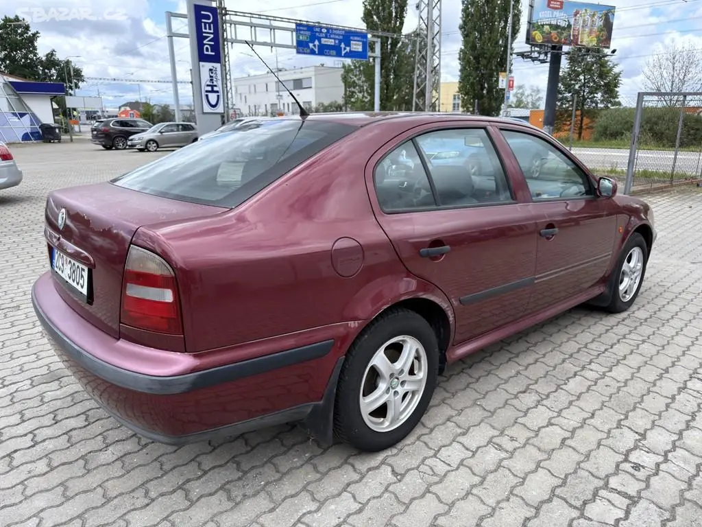 Škoda Octavia, 1.9 TDI 66 kW klima - fotka 5