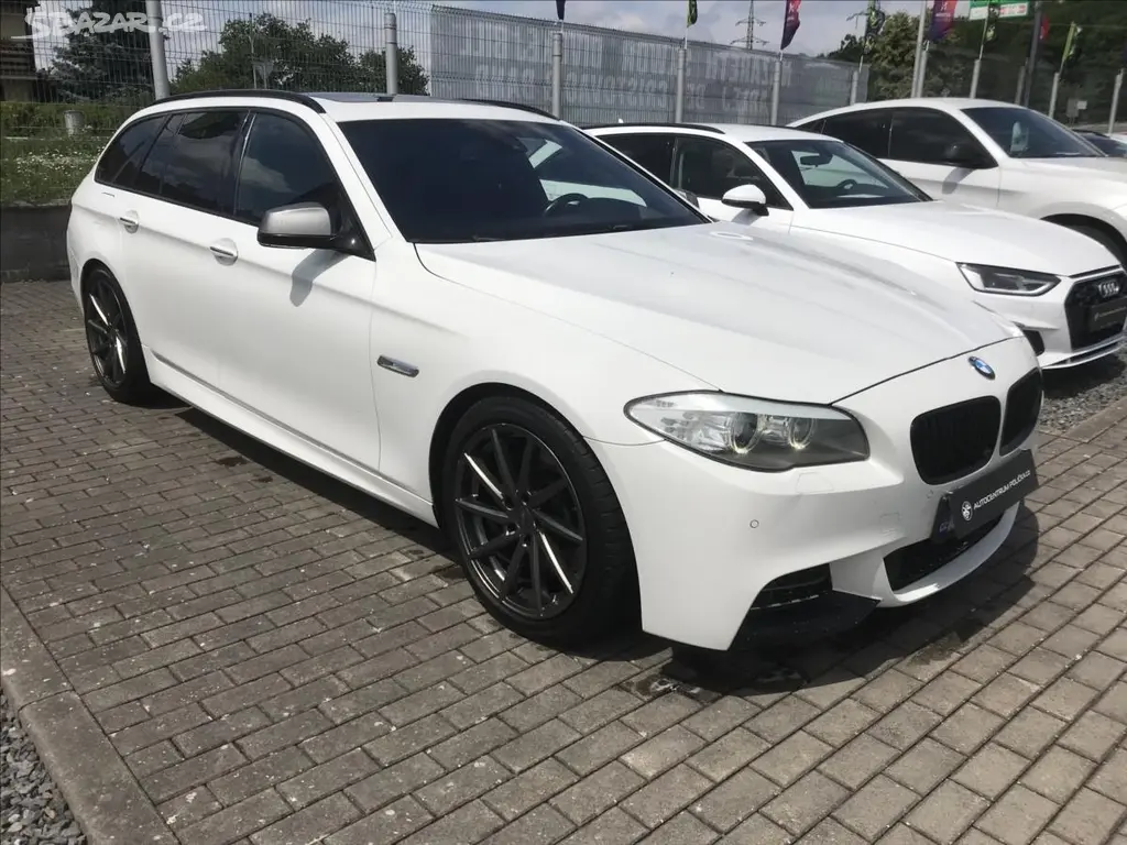 BMW Řada 5, 3,0 - fotka 3