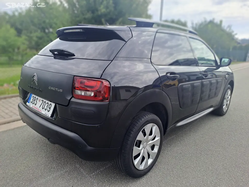 Citroën C4, CACTUS,KRÁSNÝ, VYBAVENÝ! - fotka 5