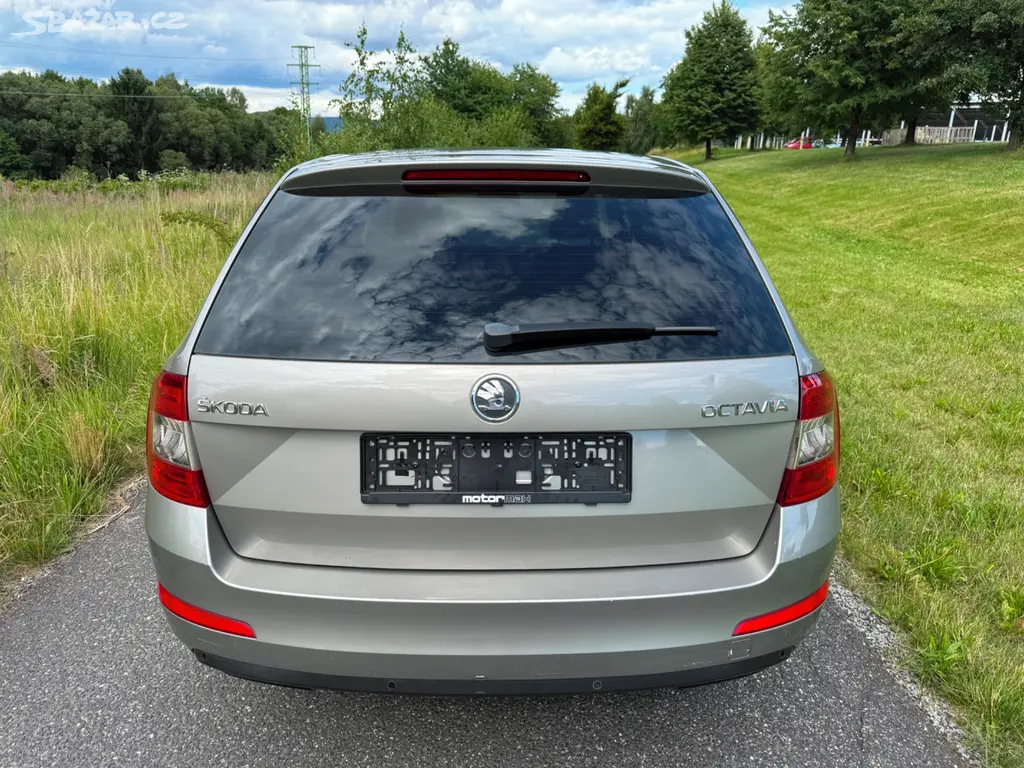 ŠKODA OCTAVIA III 1.2 TSI COMBI/ZÁRUKA/LETNÍ SLEVA - fotka 5