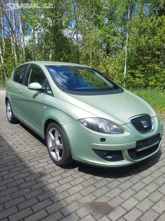 Prodám Seat Toledo 2.0 FSI dovoz z DE nová STK - fotka 2