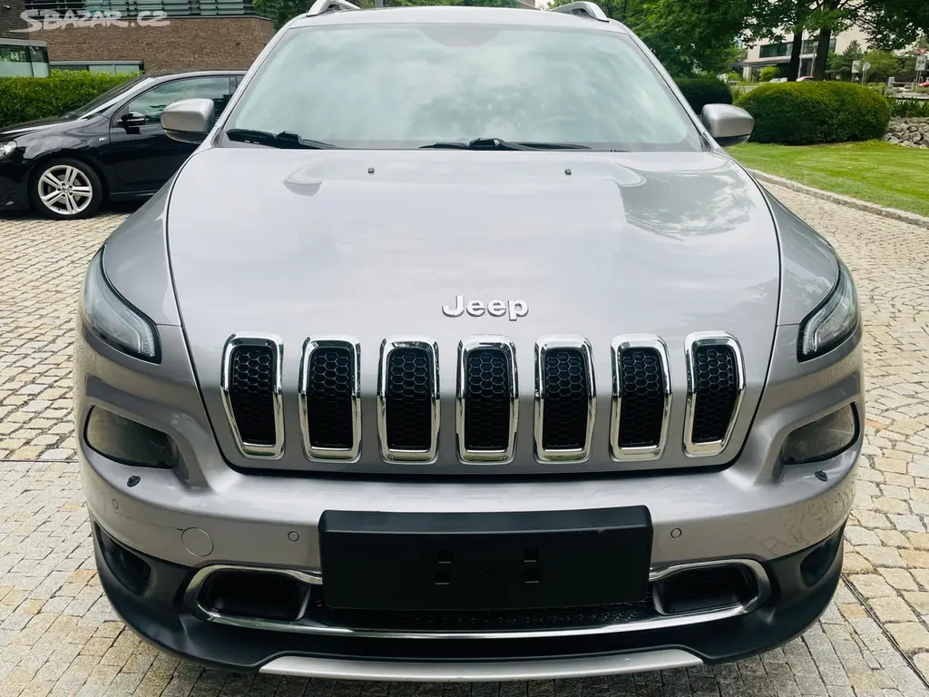 Jeep Cherokee, 2.2D 4x4 AUT KAMERA TAŽNÉ LED - fotka 6