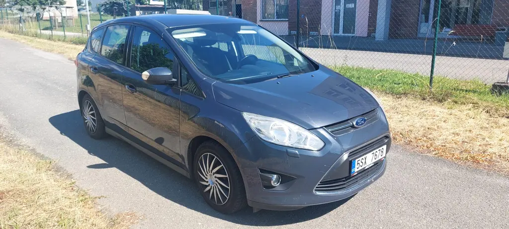 Prodám Ford C-max 1.6Tdci 85kw r.v.2014 - fotka 2