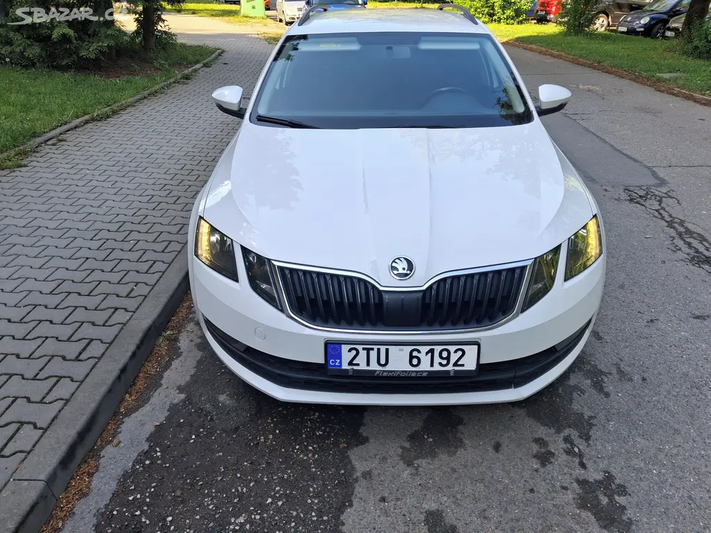 Prodám Škodu Octavia III G-TEC 1.5 tsi 96kw DSG - fotka 6