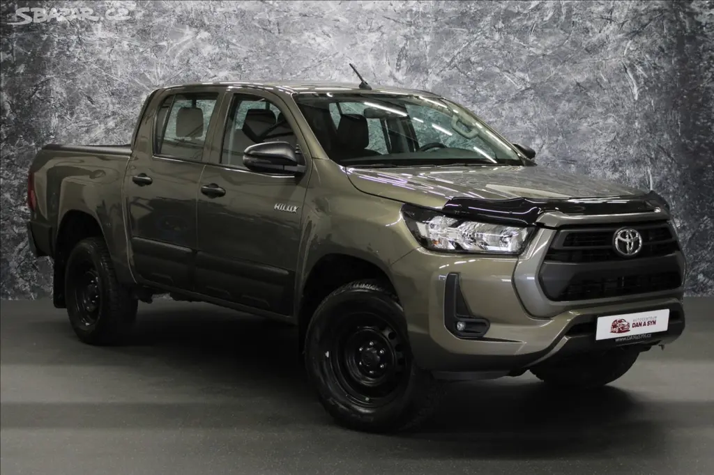 Toyota Hilux, 2,4 D-4D 1.majitel CZ - fotka 2