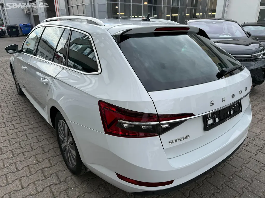 Škoda Superb 3 Combi Style 2.0TDI 147kW DSG Matrix - fotka 3