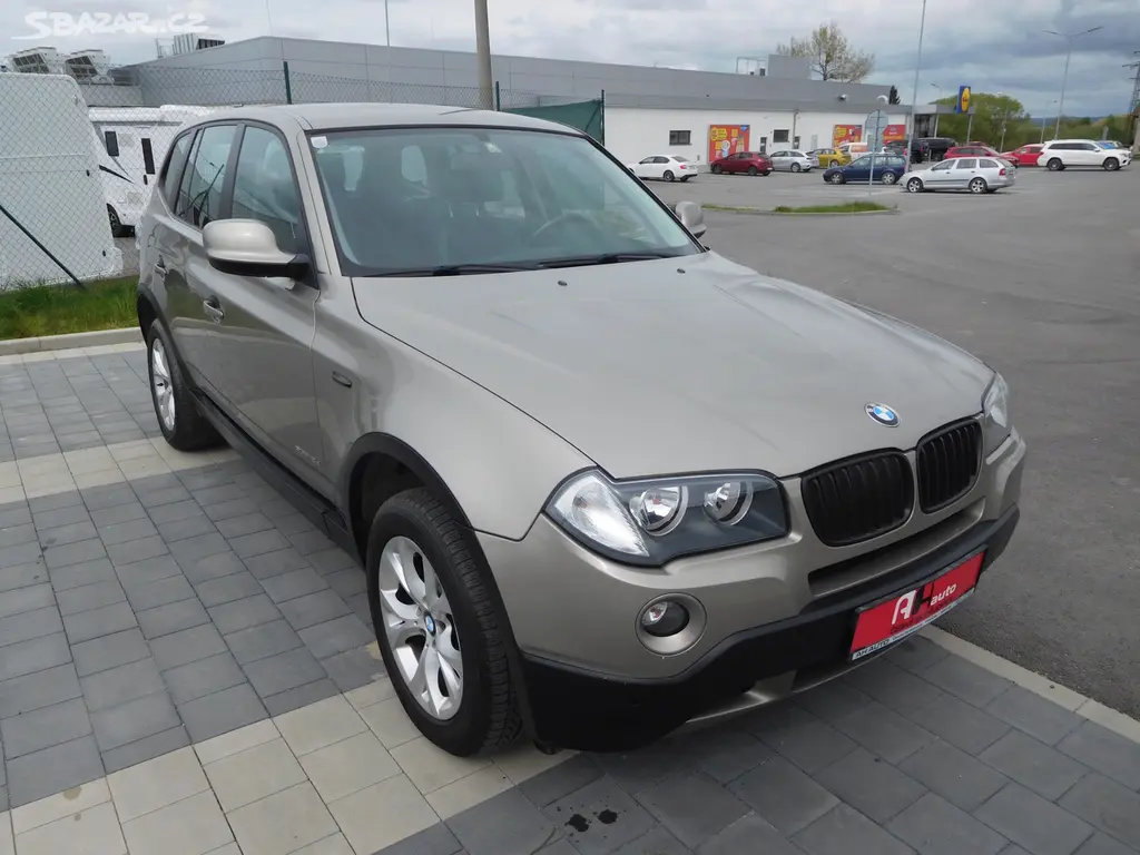 BMW X3 2.0D XDRIVE, 105kW, Manuál, Aut. Klima 4X4 - fotka 2