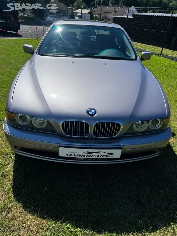 BMW Řada 5 525i 1.MAJITEL AUTOMAT SERVISKA ALU - fotka 2