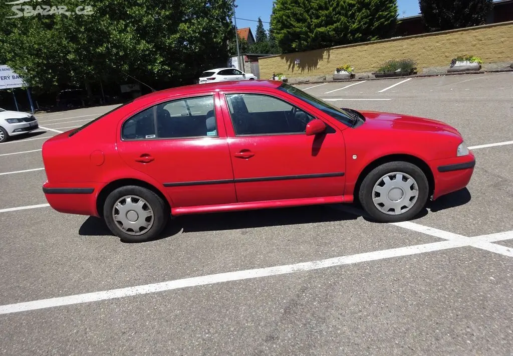 Škoda Octavia 1.9 TDI r.v.2004 (66 kw) klima ČR - fotka 3