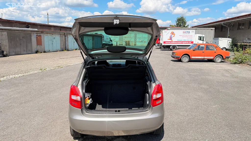 Škoda Fabia II 1.2 TSI (63 kW) Benzín, 2013 - fotka 5