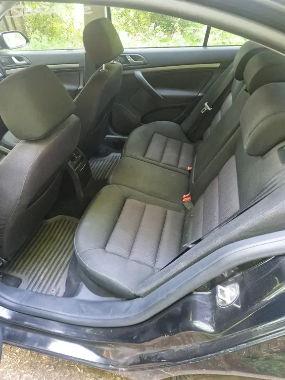 Škoda Octavia 1.9 tdi - fotka 4