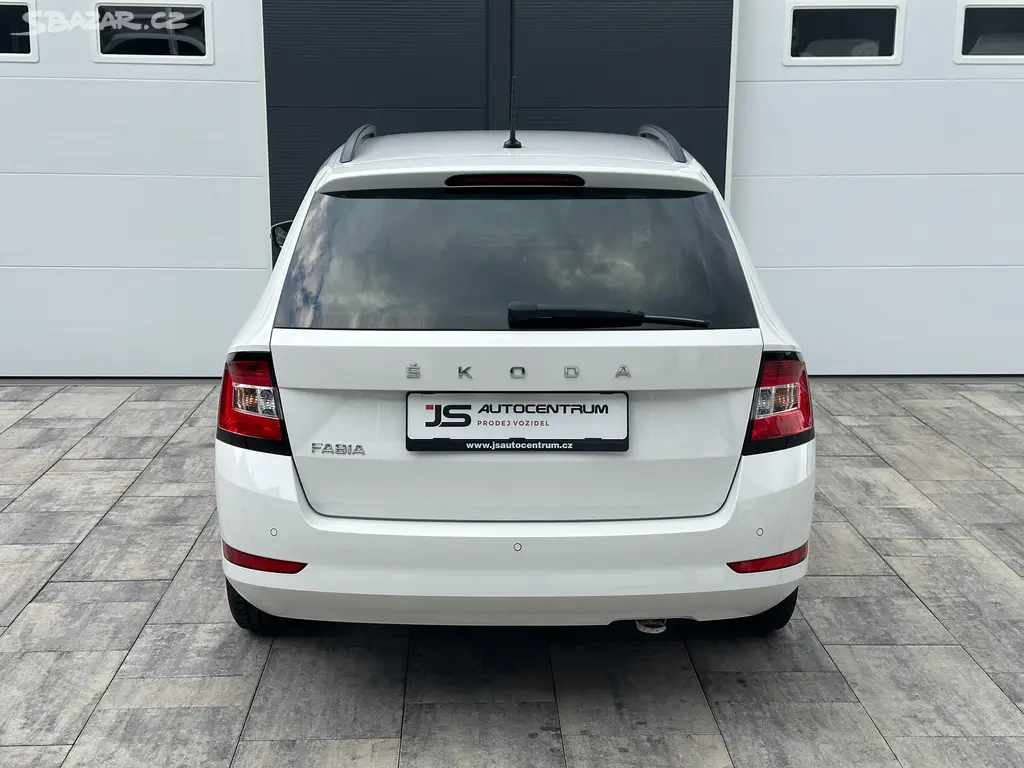 Škoda Fabia 1.0i TSI 95PS Kombi Ambition Top - fotka 5