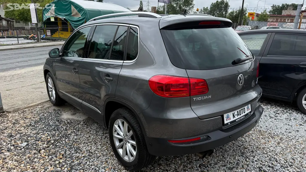 Volkswagen Tiguan 1.4TSi 90kW Lounge,Servis,ALU - fotka 6