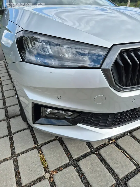 Škoda Fabia 4 twin color - fotka 4