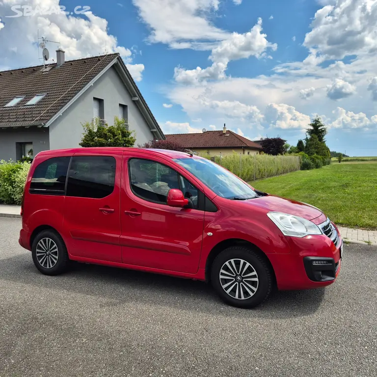 Peugeot Partner 1,6 88 kW, ČR, 1. maj., 74.150 km - fotka 3
