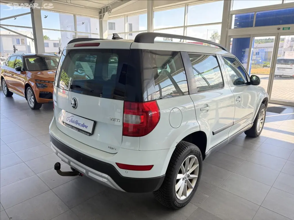 Škoda Yeti, 2,0 TDI 81kW,4x4,SERVISKA,TA - fotka 6