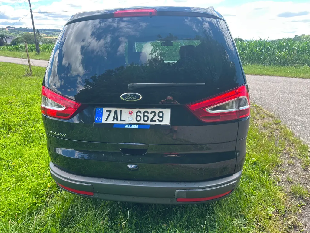 Ford Galaxy 2015 2,0tdci automat 260000km - fotka 5