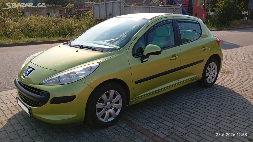Peugeot 207 HDI 1.4 (2006) - fotka 2