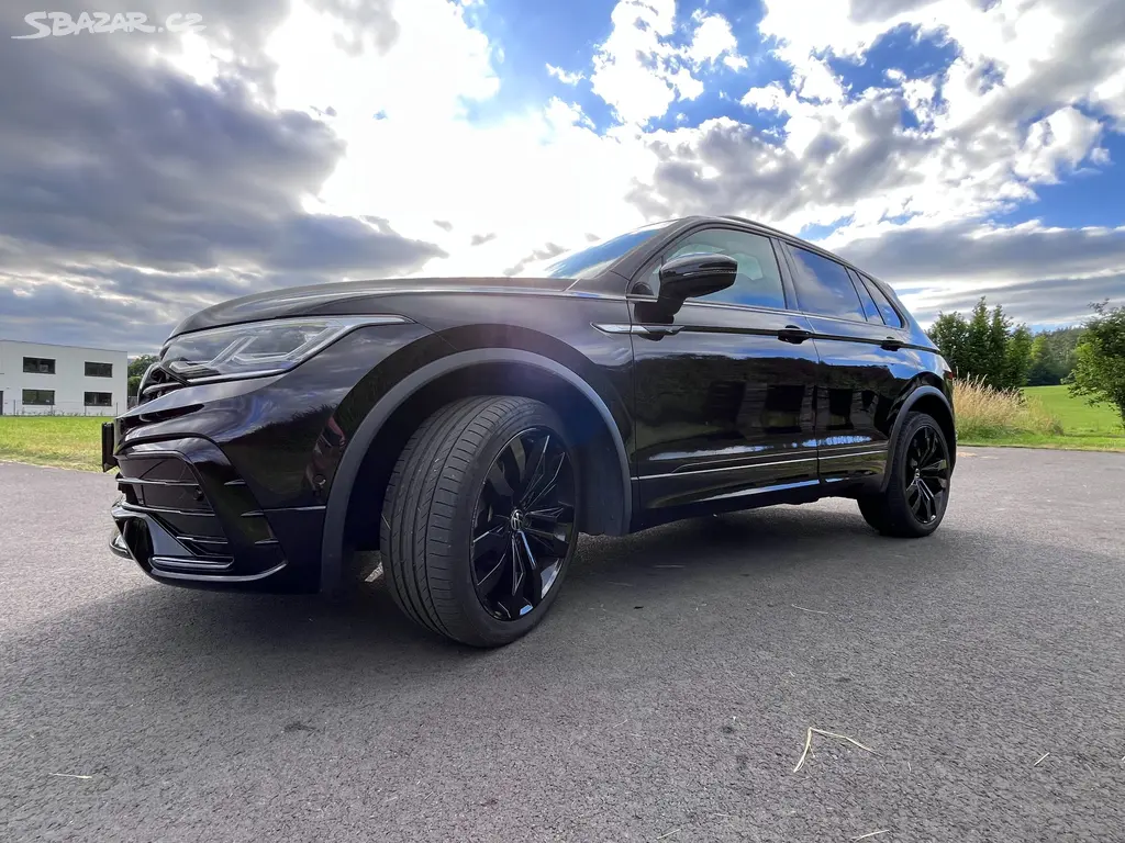 VW Tiguan R-Line 2.0 TSI 140 kW 4x4, r23, naj. 24t - fotka 2
