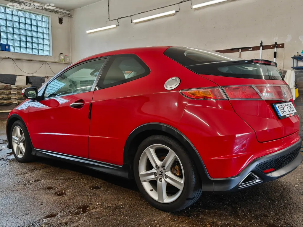 Honda Civic Type S Automat - fotka 5