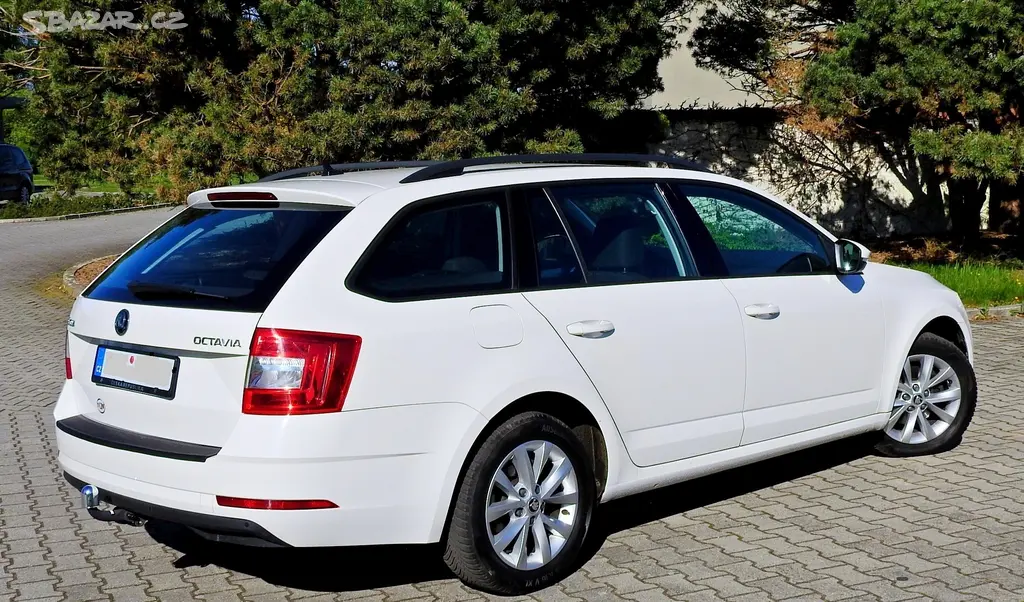 Š. Octavia III (3) 1.0 TSI 85kW,FACE,NAVI,2020,TOP - fotka 2