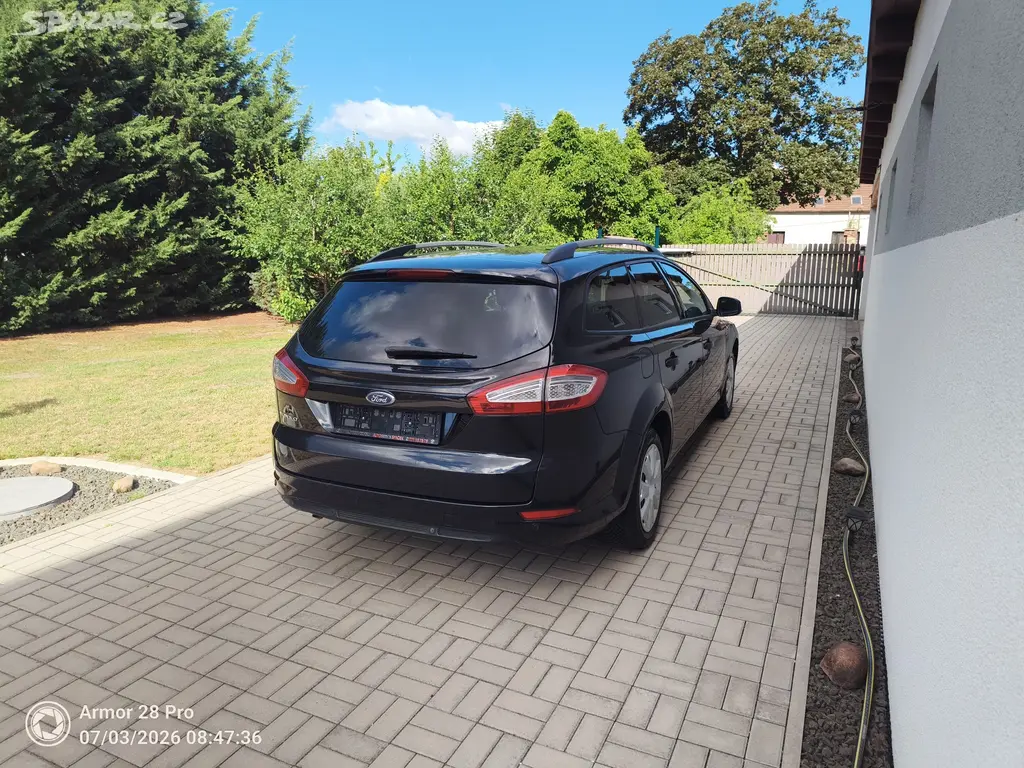 FORD Mondeo kombi 1.6i-88KW-benzín-KRASAVEC - fotka 4