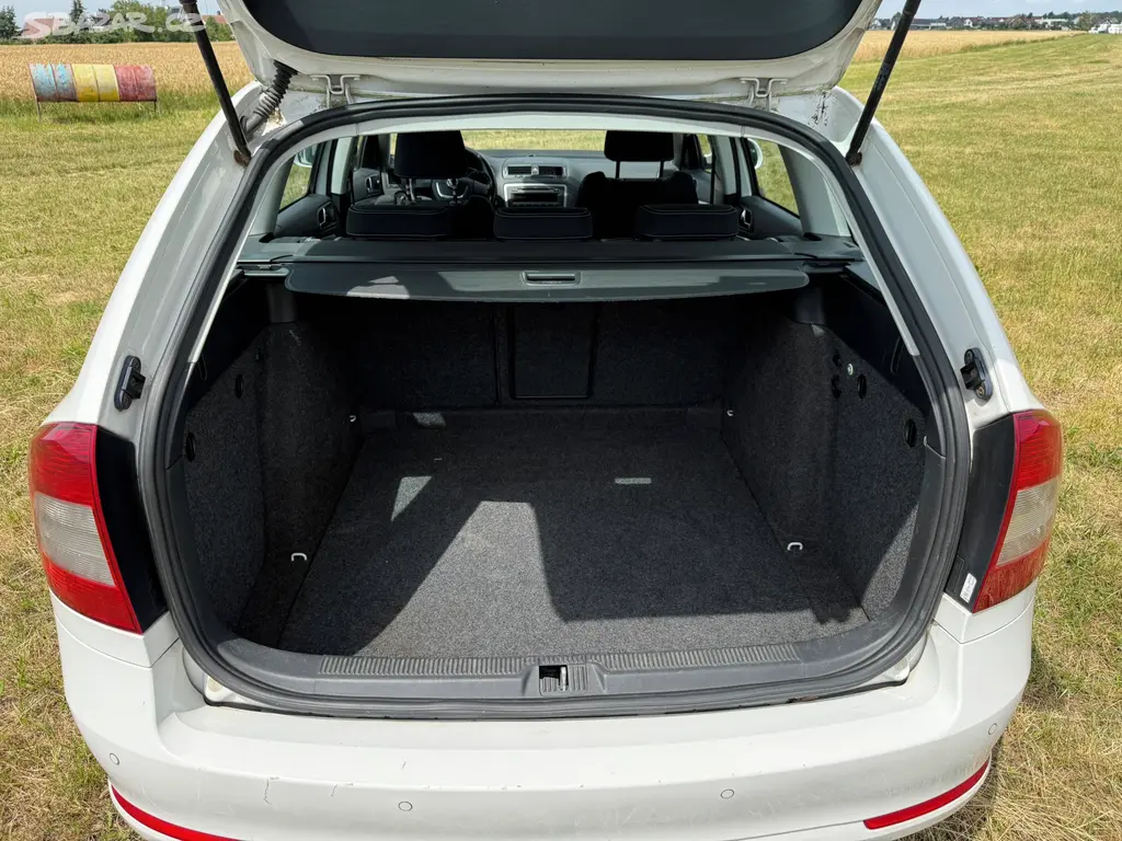 Škoda Octavia 2 Combi Facelift, 1.8 TSI 118 kW - fotka 4