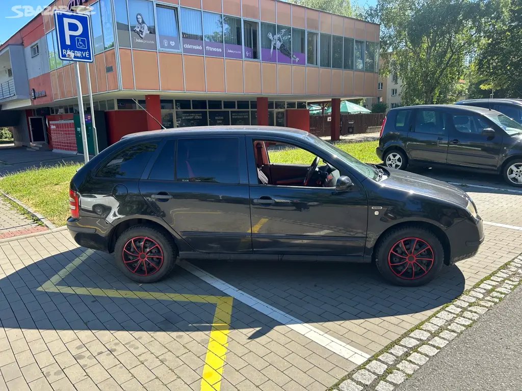 Škoda Fabia 1.2 HTP 47kw - fotka 6