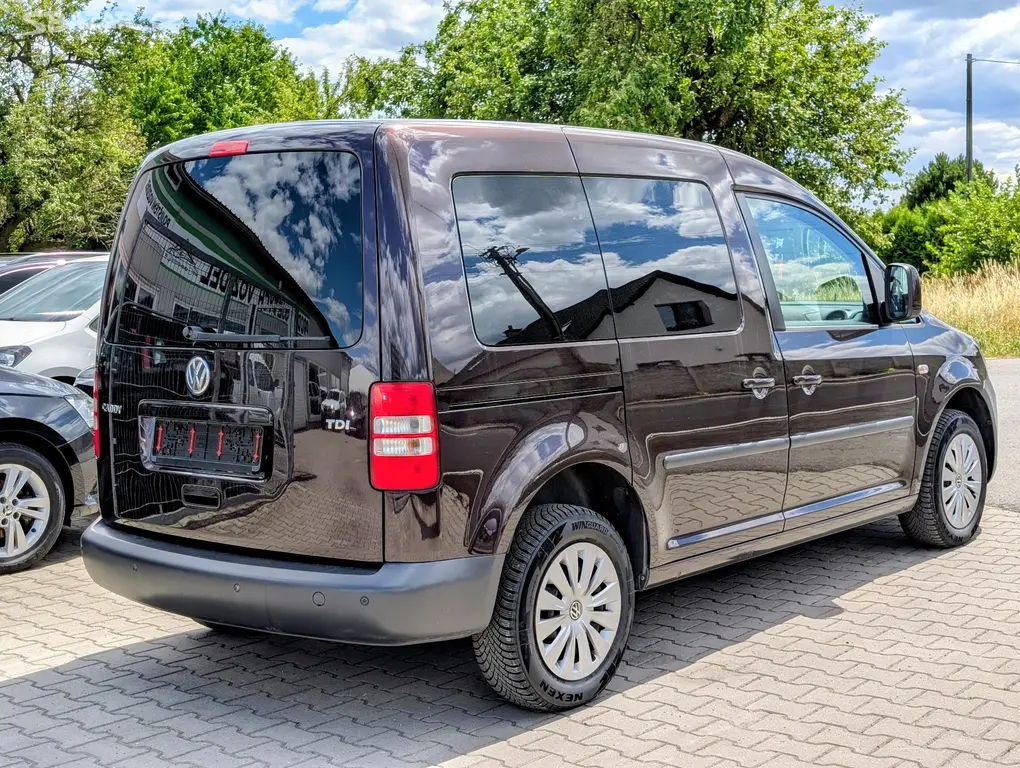 VW CADDY 1.6TDi 55kW 2014 POUZE 188TKM - fotka 4