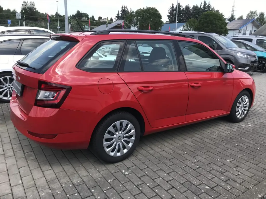 Škoda Fabia, 1,0 - fotka 4