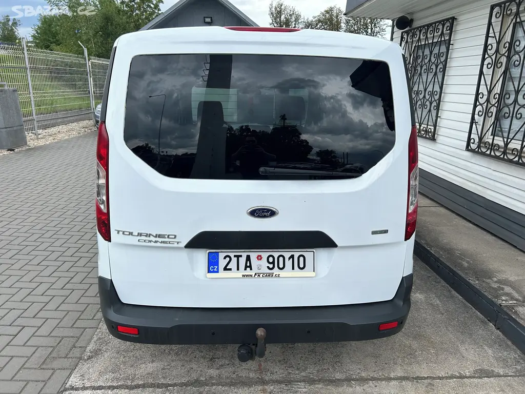 Ford Tourneo Connect 1.0 Ecoboost 2015 - fotka 5