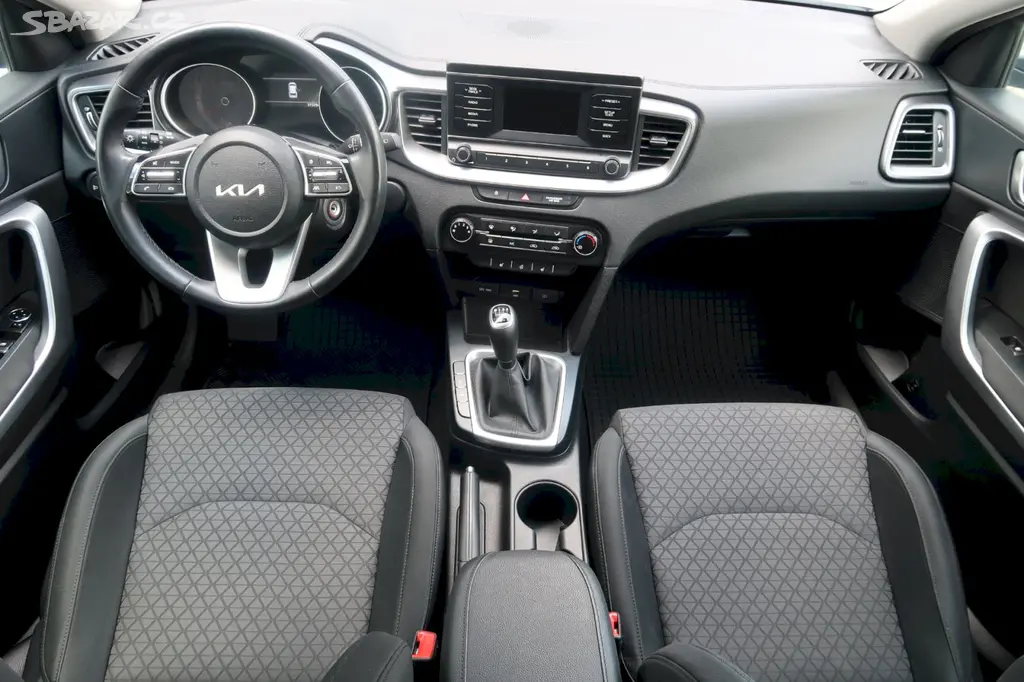 Kia Cee´d, Sportswagon 1,0 T-GDi/88 kW - fotka 5
