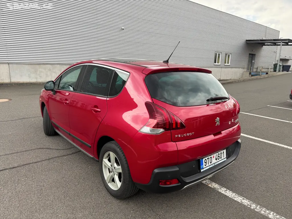 PEUGEOT 3008 2,0HDI 110kW - 2014 - 2.maj Top Stav - fotka 3