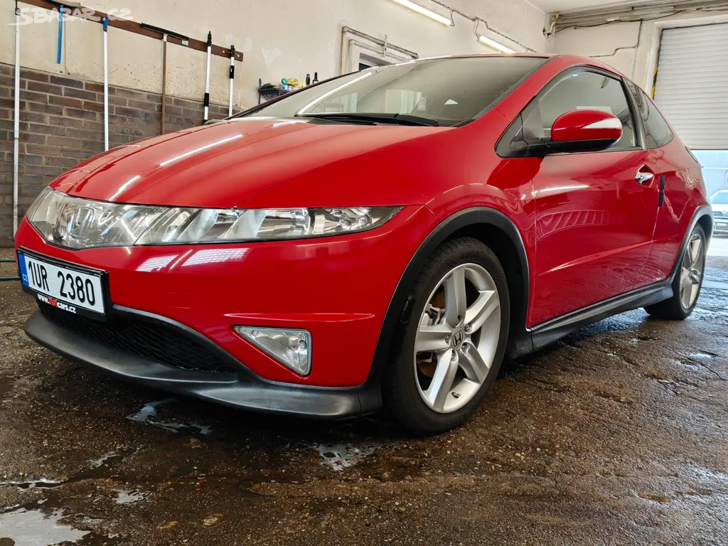 Honda Civic Type S Automat - fotka 2