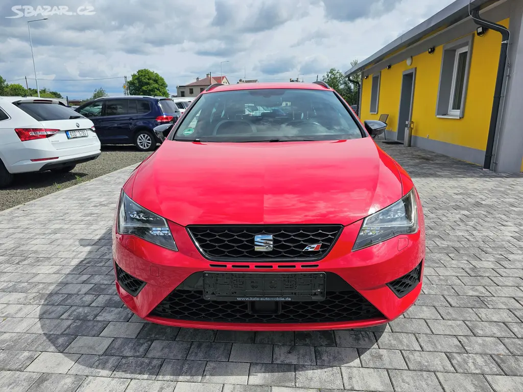 Seat Leon, Cupra ST 2.0 TSI 206kw, Manuál - fotka 2