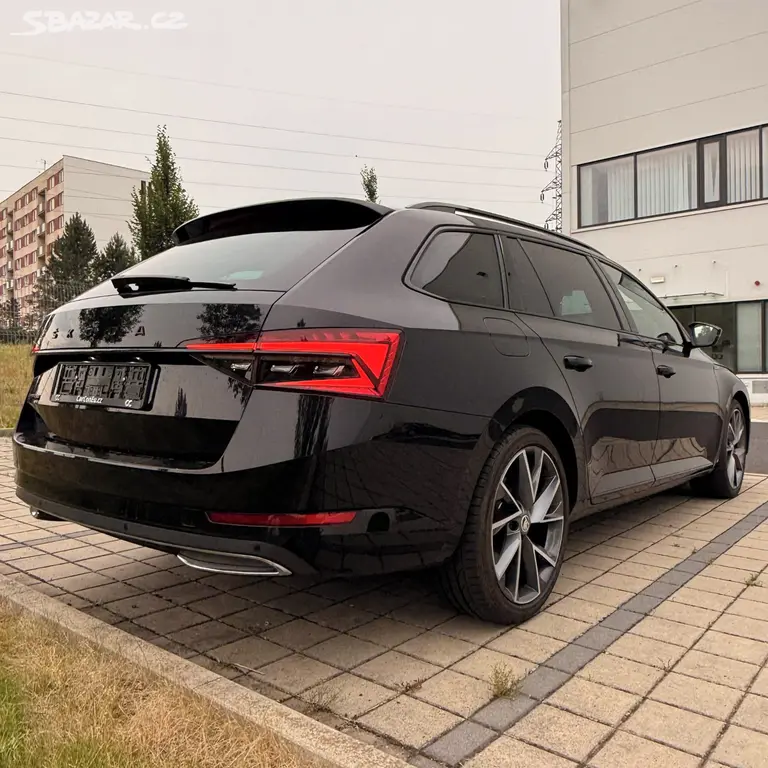 Škoda Superb Sportline FACELIFT 2023 webasto - fotka 4