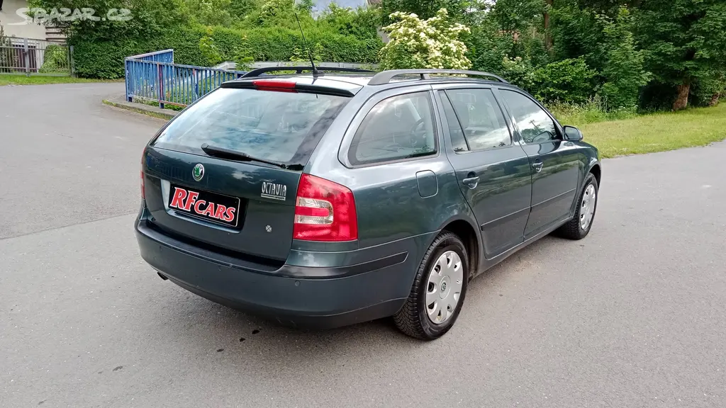 Škoda Octavia II-2 Kombi 1.6FSi 85kW,9/2005,TAŽNÉ - fotka 3