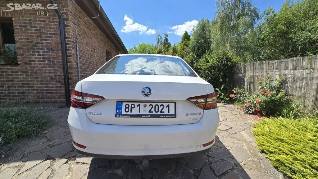 Škoda Superb 2,0 3 (III) TDI 110 kW - fotka 2
