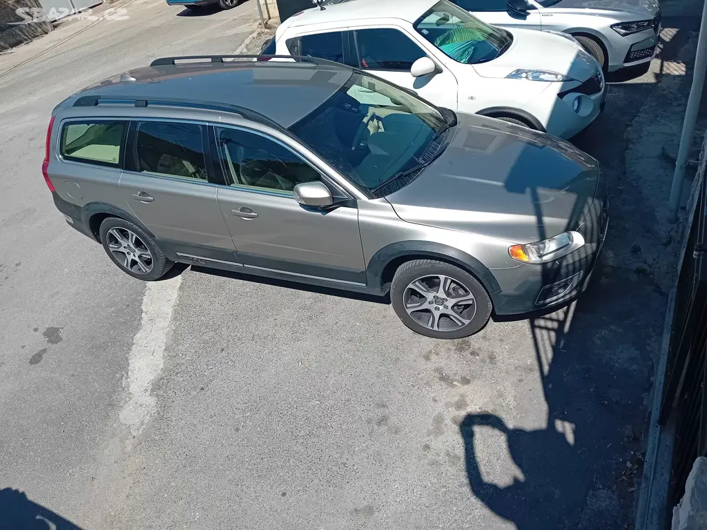 Volvo XC70
