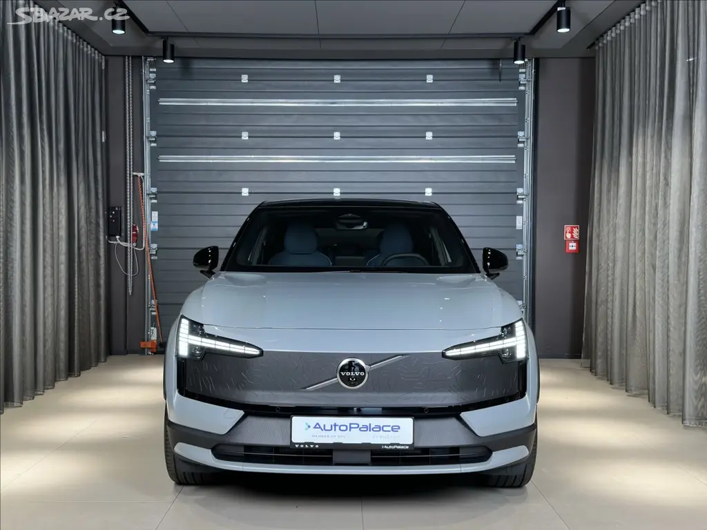 Volvo EX30, P8 AWD Ultra Cross Country - fotka 6