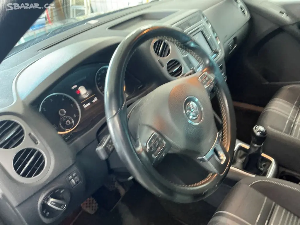 Volkswagen Tiguan, 2.0 Tdi 110KW TAŽNÉ VYHŘ. SEDA - fotka 4