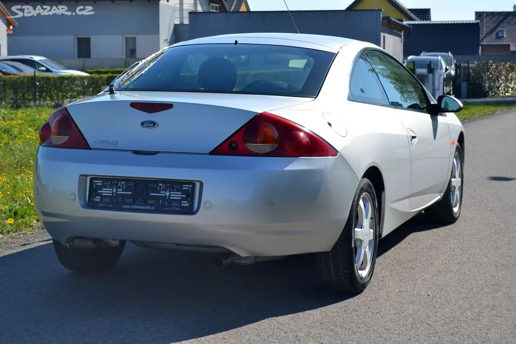 Ford Cougar 2.0i 16V 79 000km !!! UNIKÁT !!!! - fotka 4
