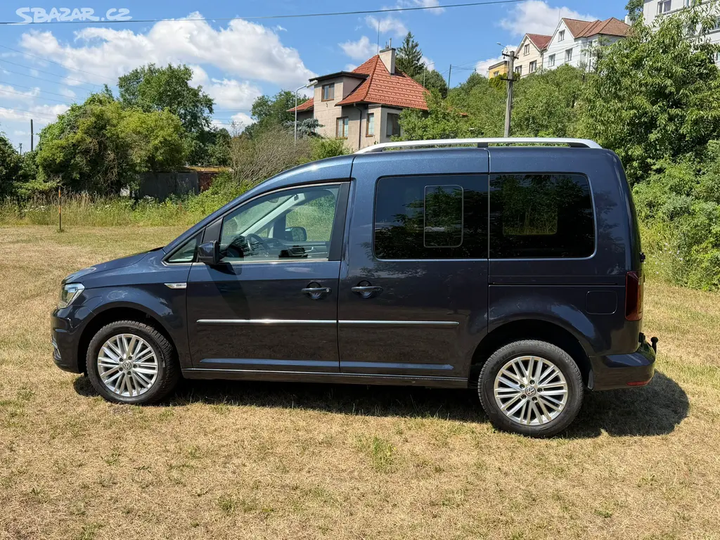 VW CADDY HIGHLINE 2,0 TDI - 110 KW, PARK. SENZORY - fotka 4